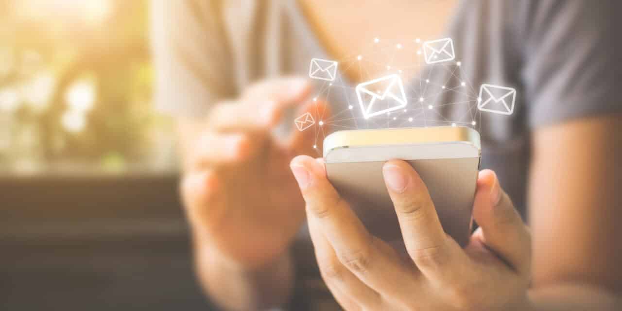 Why Real Estate Agents Should Embrace EmailsAndSurveys.com for Their Campaigns